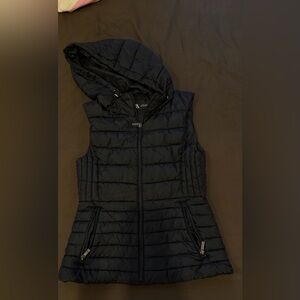 Zara Black Quilted Hooded Puffer Vest